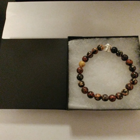Red Snowflake Obsidian Stone Bracelet - Picture 6 of 8